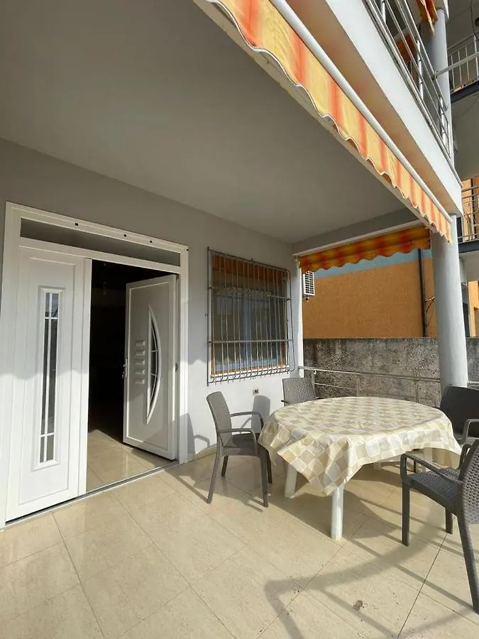 Gardenvilla Velipoje Apartment